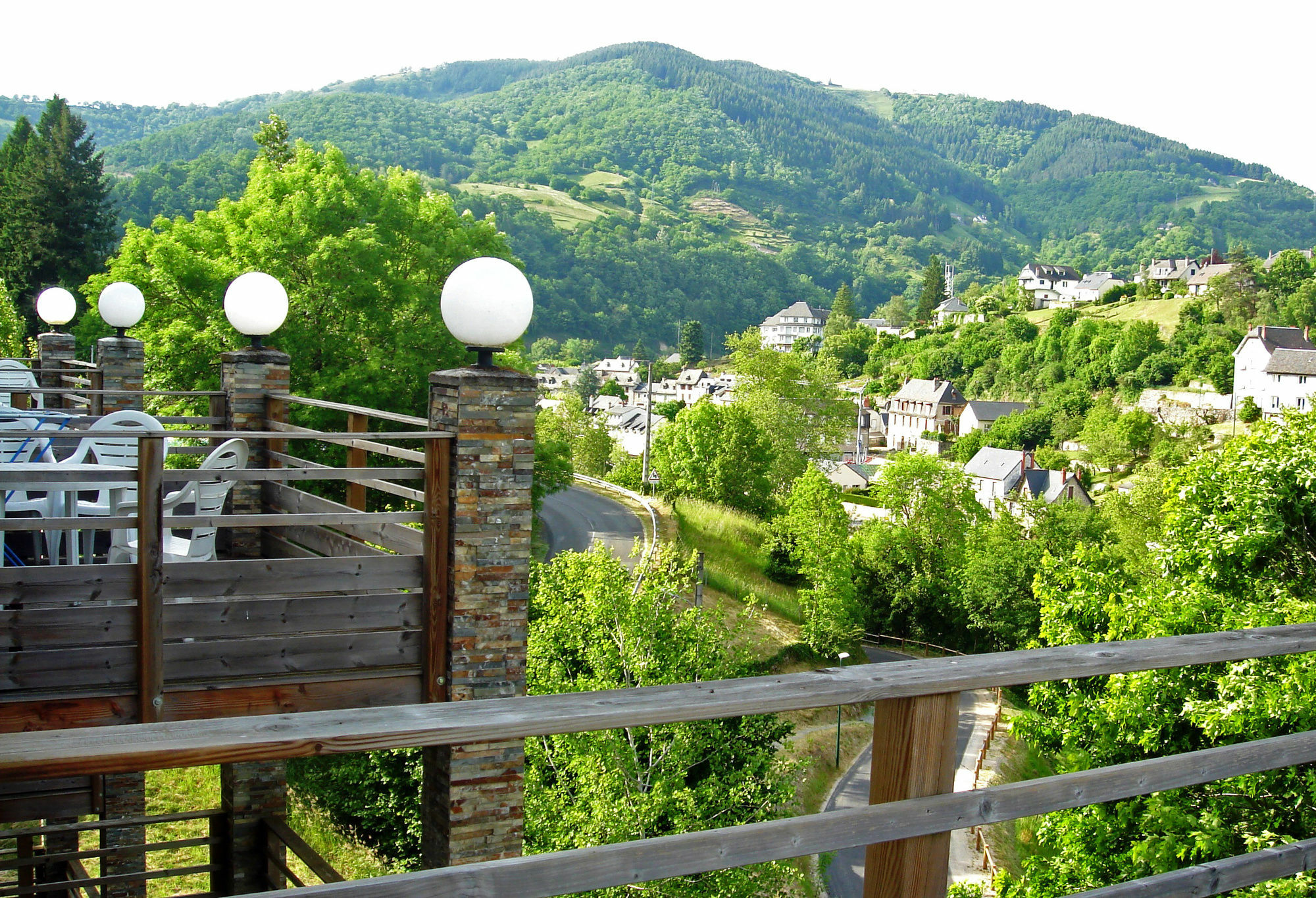 Residence Goelia Les Gorges De La Truyere Entraygues-sur-Truyère Eksteriør billede
